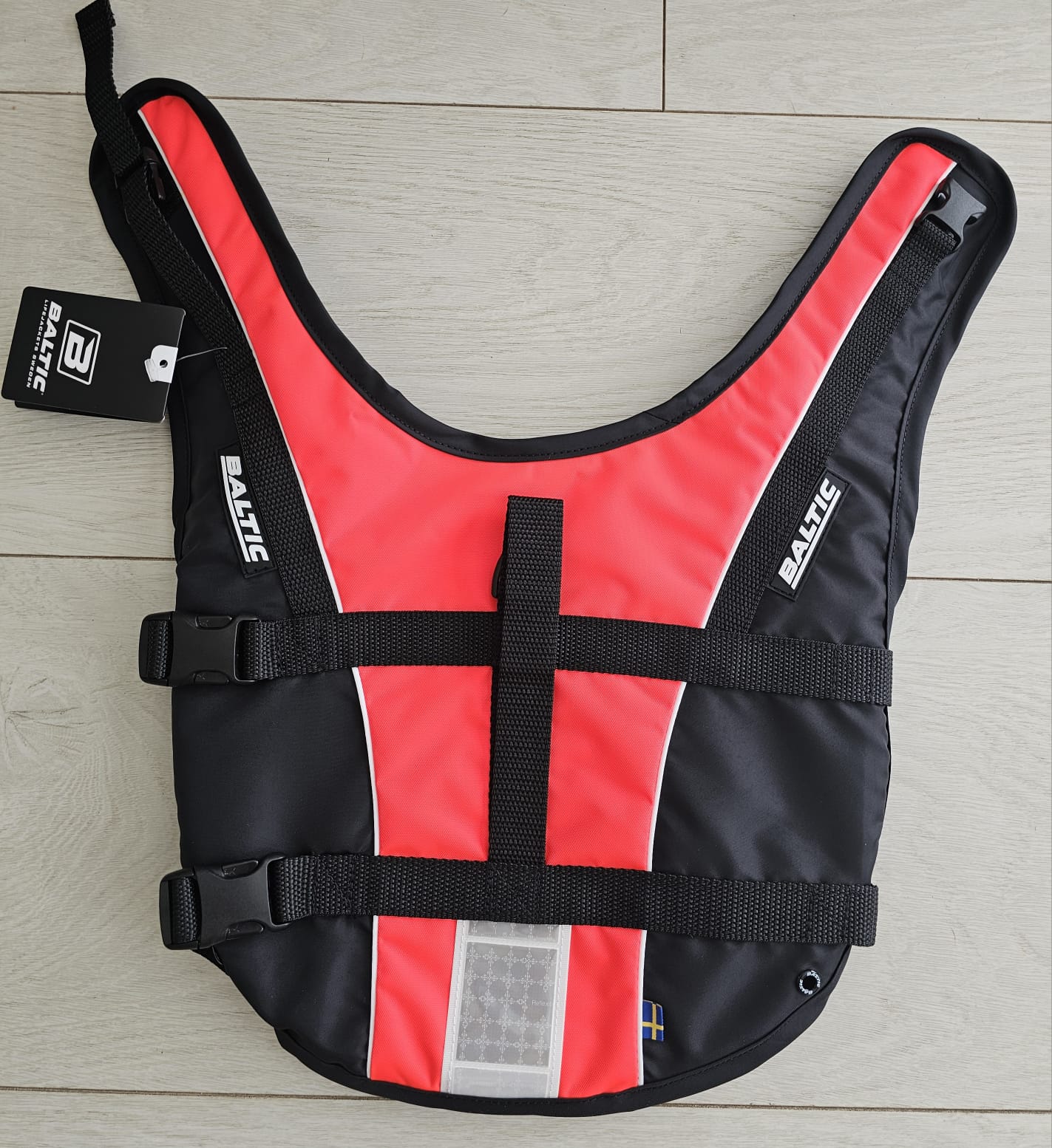 Small Baltic dog life jacket, bright pink, 3kg to 8kg